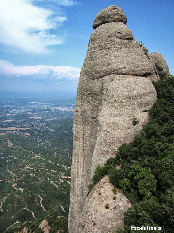 El Bisbe es mostra contundent durant tota l'ascensió (foto: Jose V.)